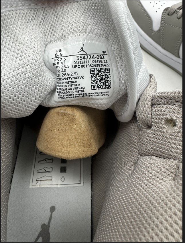 Air Jordan 1 Mid 'Linen' (2021) photo 2