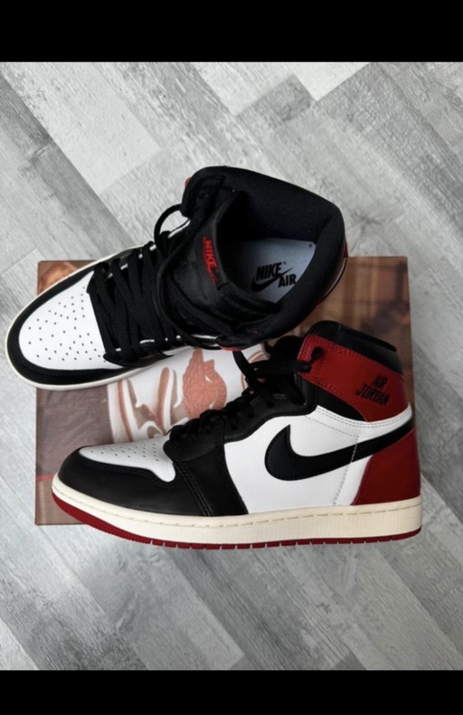 Air Jordan 1 High OG 'Black Toe Reimagined' (2025)