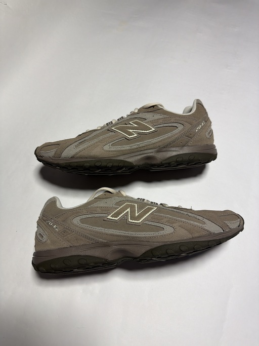 New Balance 204L 'Mushroom & Arid Stone' (2025)