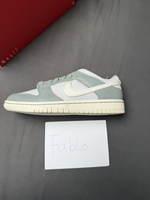 Nike Dunk Low Retro PRM 'Mica Green' (2023)