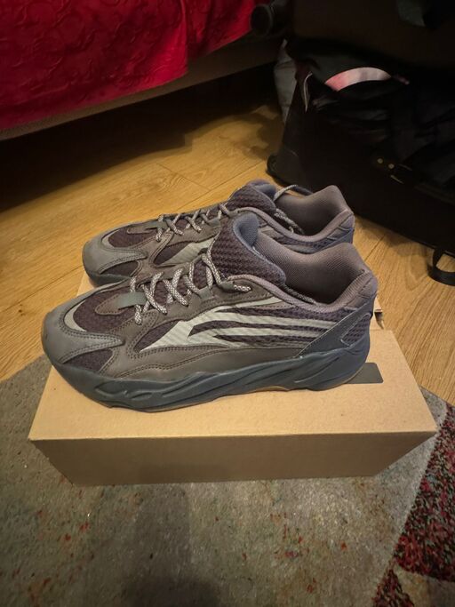 Yeezy Boost 700 V2 'Geode' (2019)