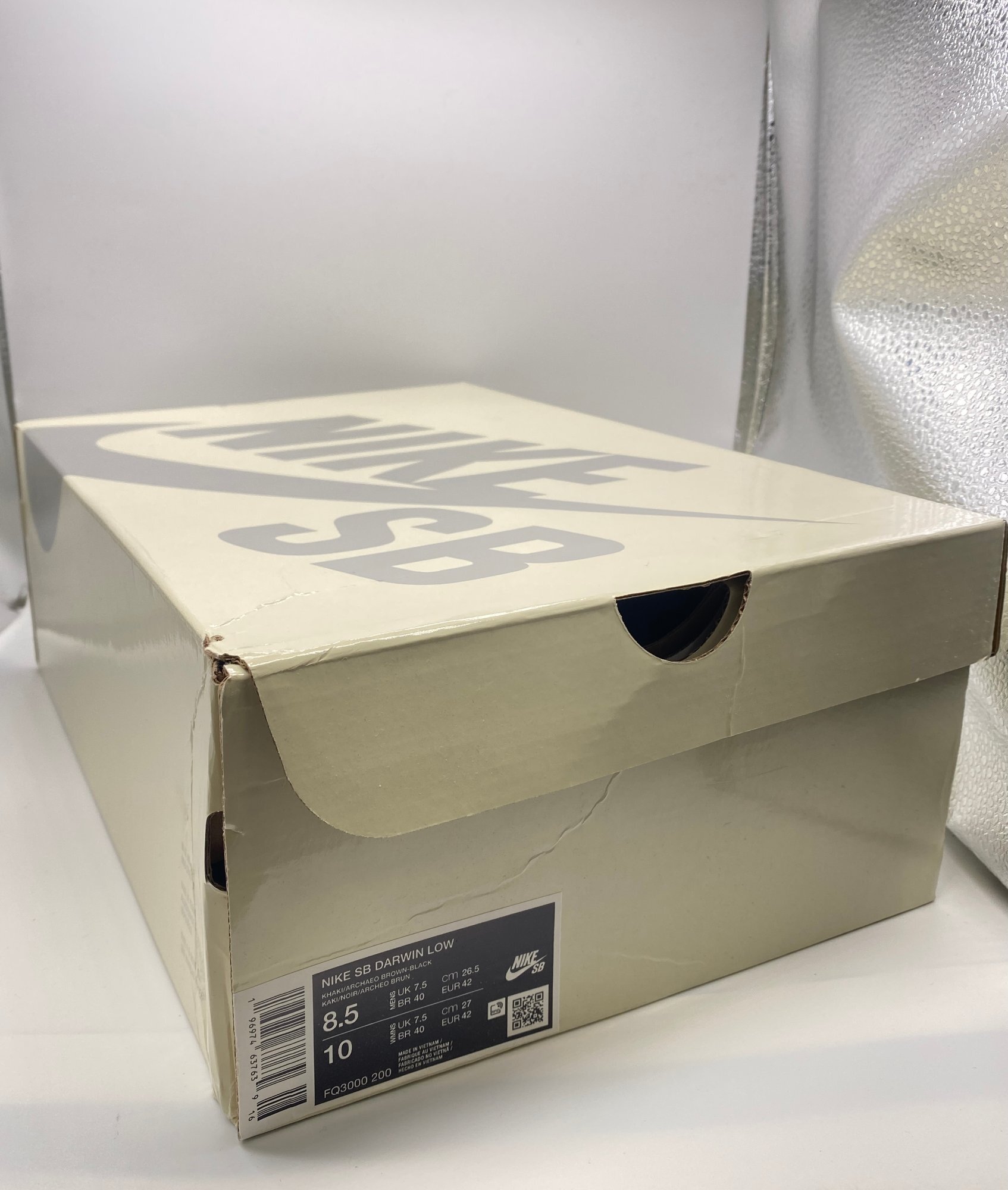 Nike SB x Supreme Air Darwin Low 'Khaki' (2024) photo 7