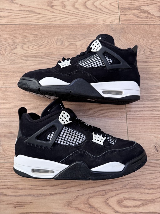 Air Jordan 4 Retro 'White Thunder' (2024)
