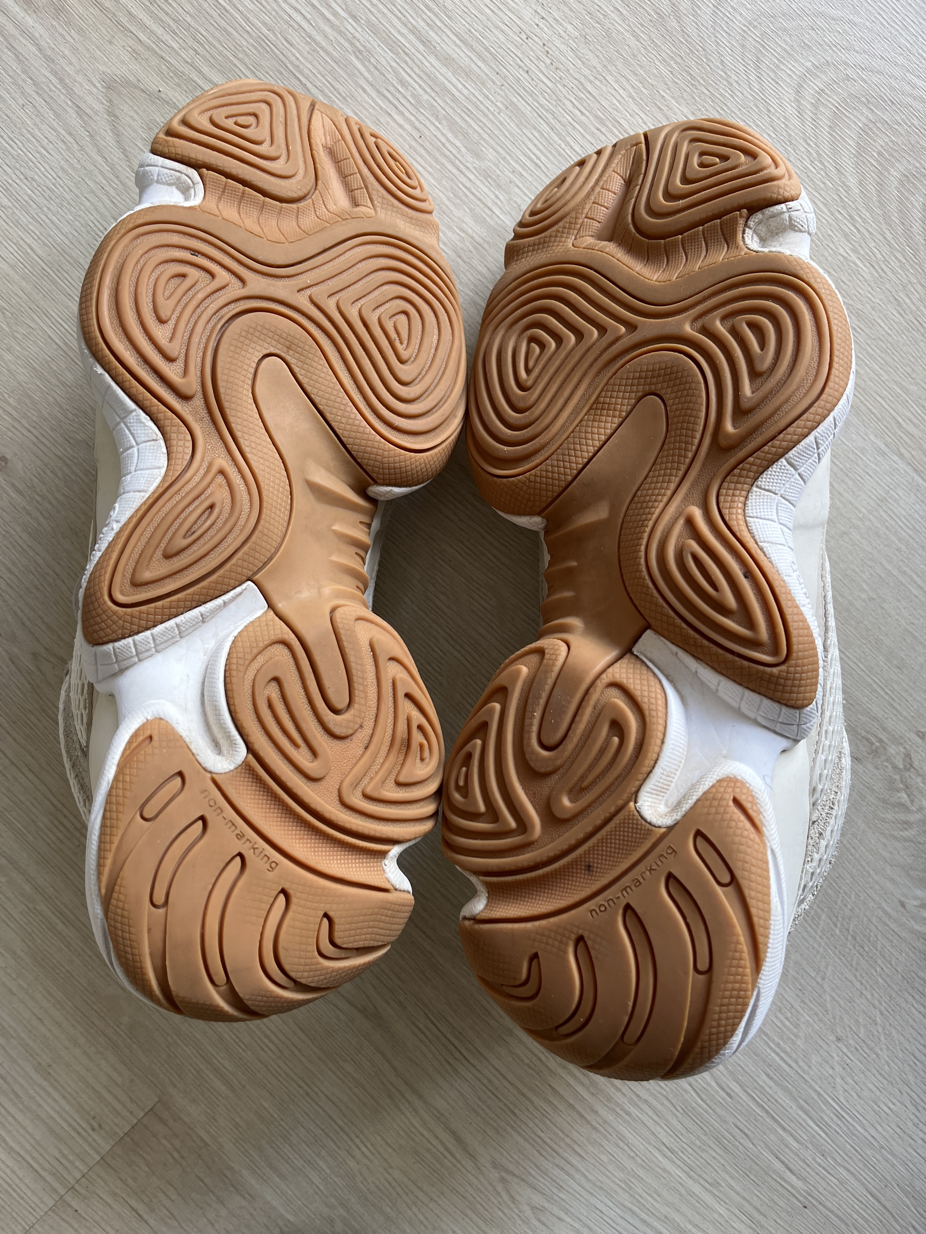 Yeezy 500 'Stone Taupe' (2024) photo 5