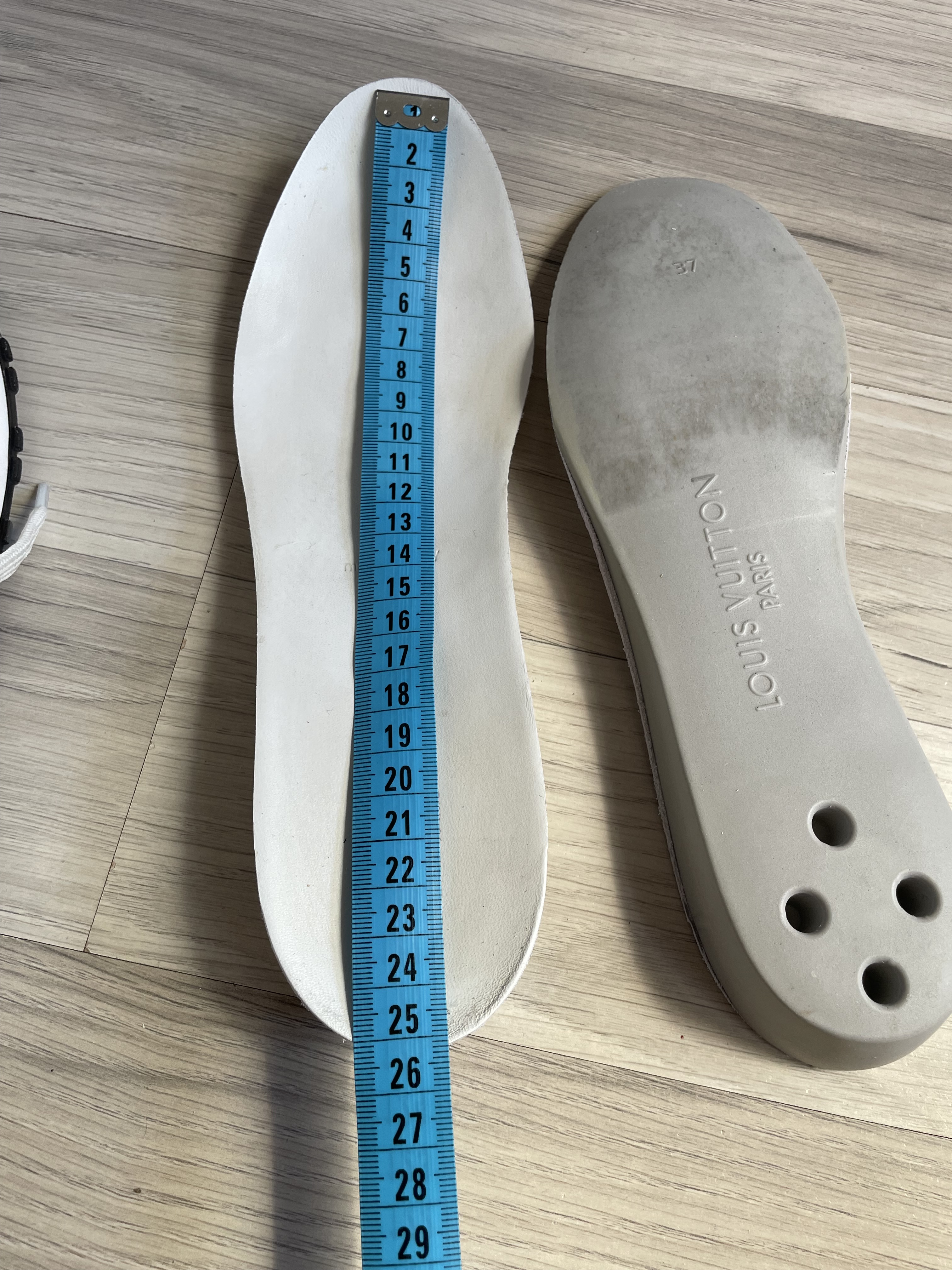 Luxury Louis Vuitton LV Trainer White photo 9