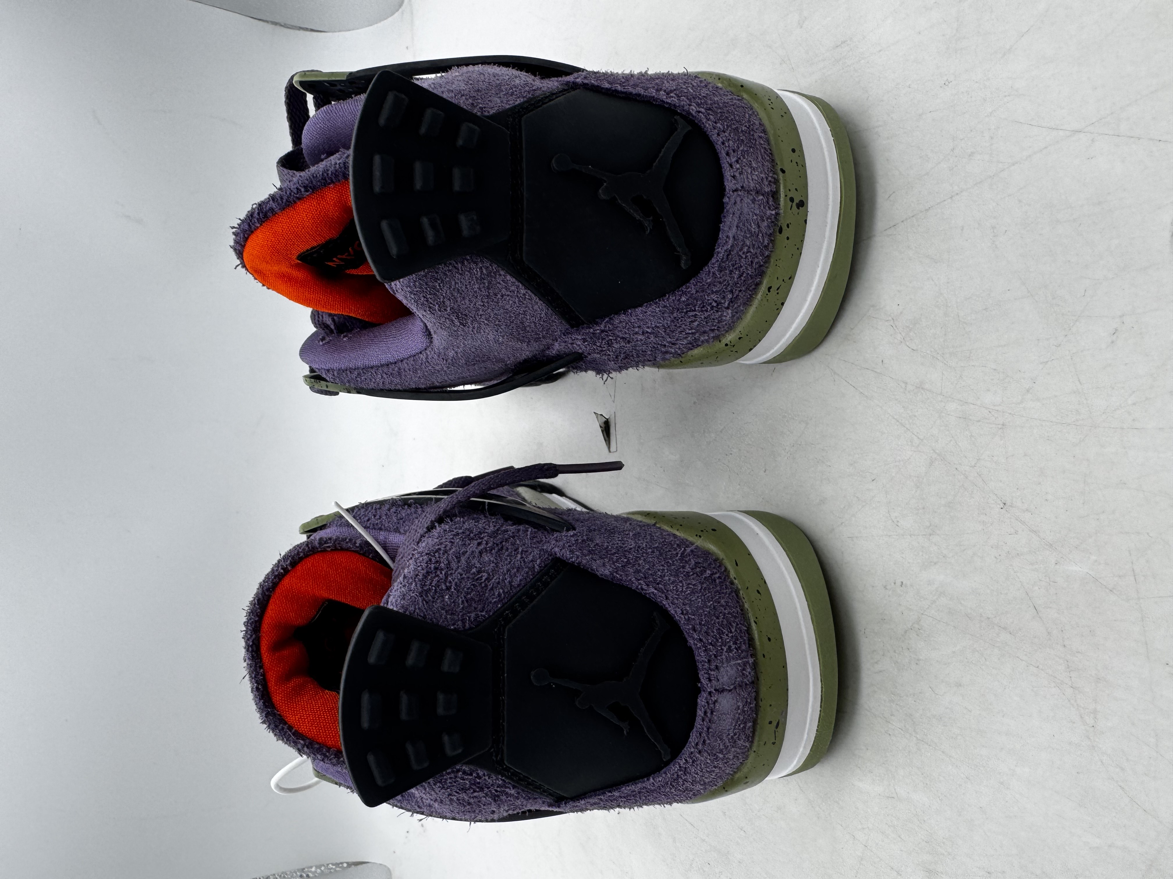 Air Jordan 4 WMNS 'Canyon Purple' (2022) photo 5