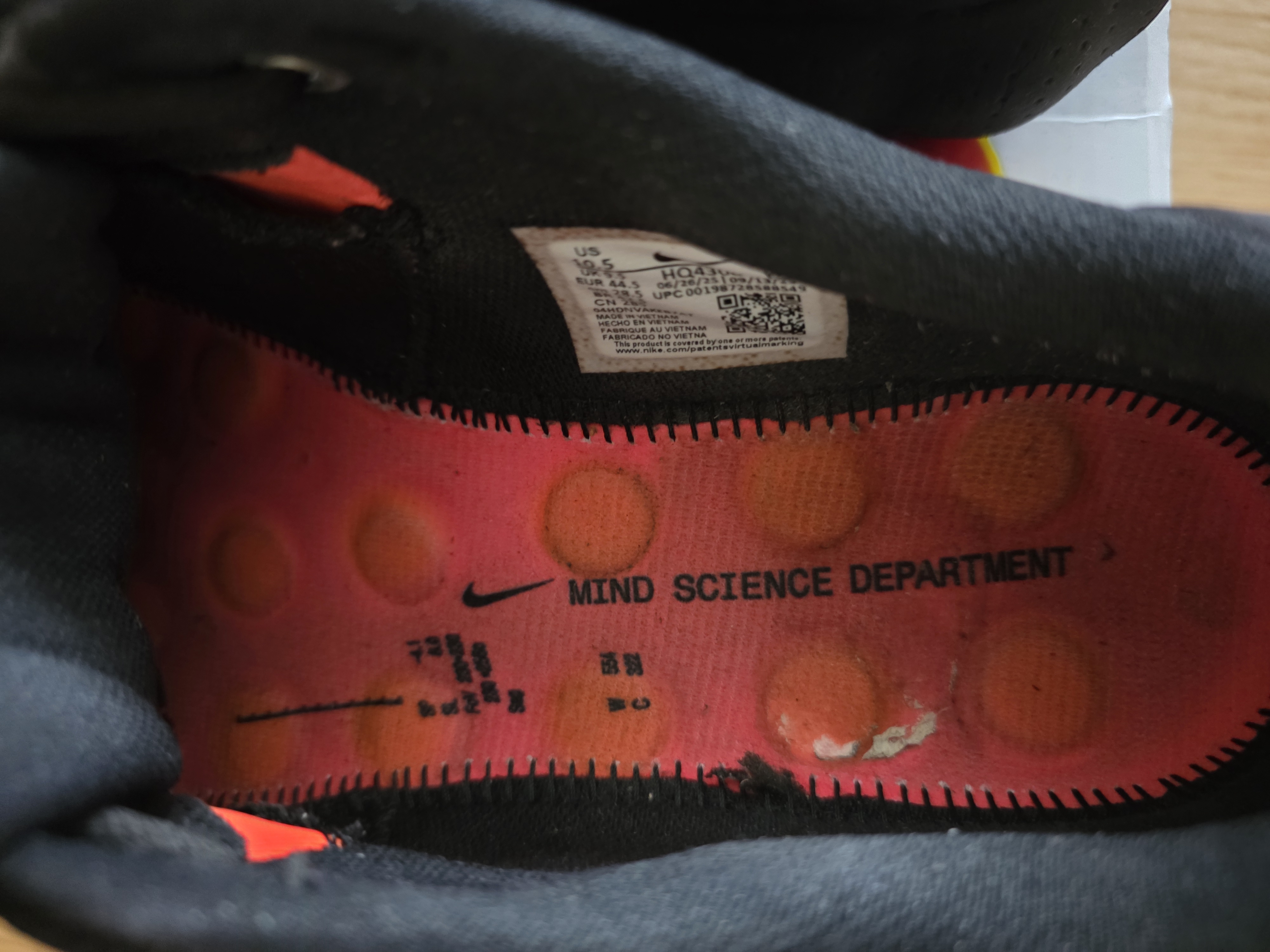 Nike Mind 002 'Black Hyper Crimson' (2026) photo 9