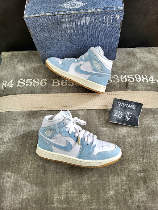Air Jordan 1 Mid 'Denim Gum' (2025)