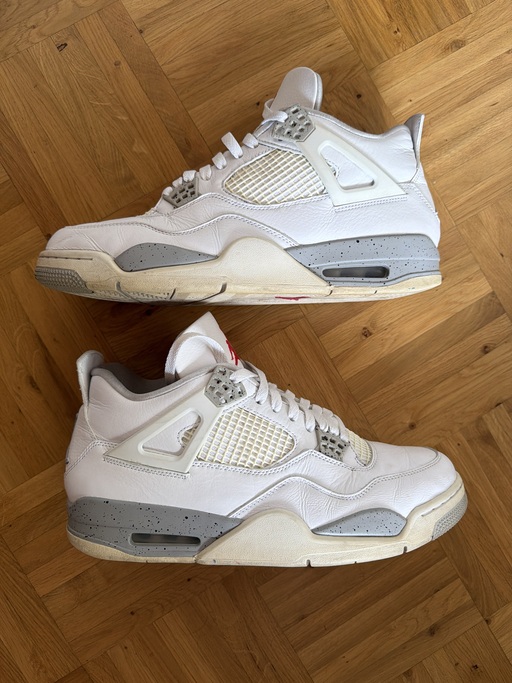 Air Jordan 4 Retro 'Tech White' (2021)