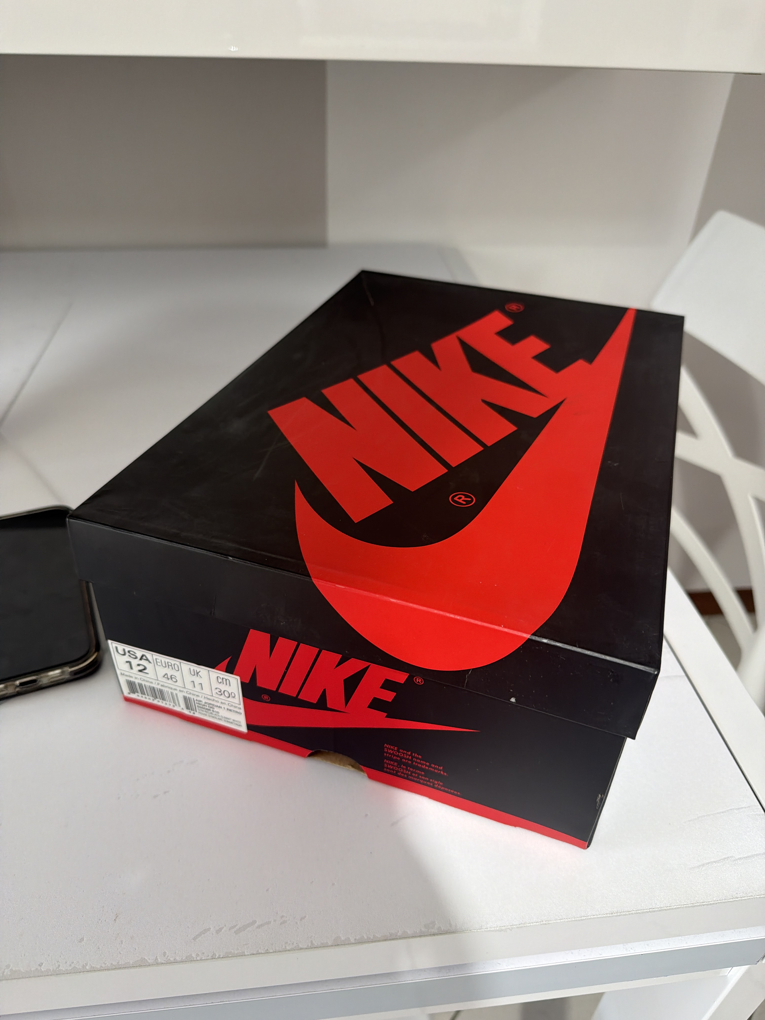 Air Jordan 1 Retro High 'Bred Toe' (2018) photo 7