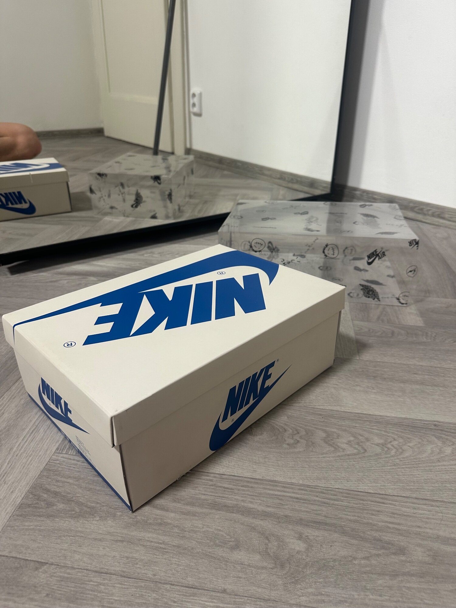 Air Jordan x Fragment x Travis Scott 1 Low 'Design' (2021) photo 7