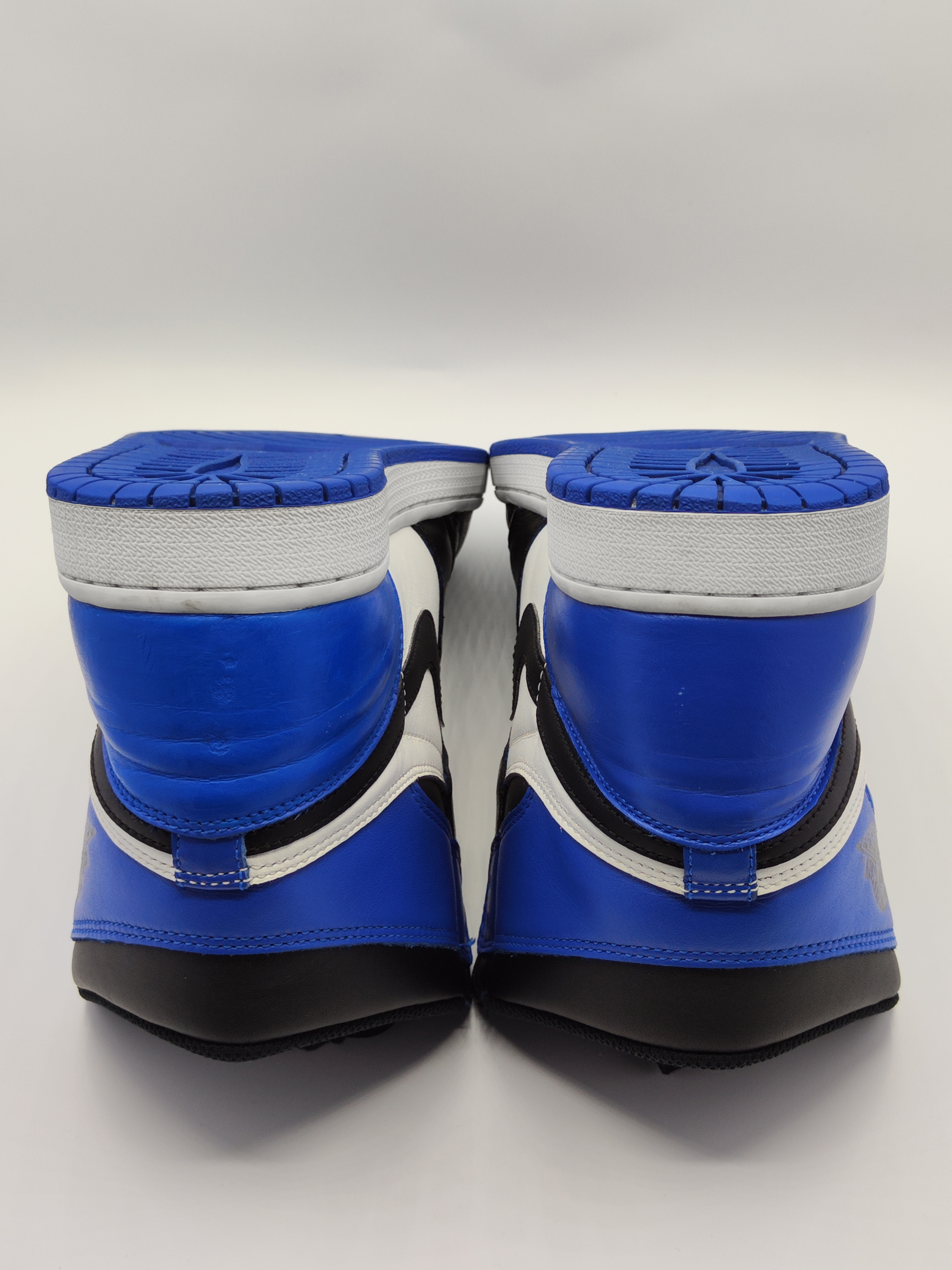 Air Jordan 1 Retro High OG 'Game Royal' (2018) photo 8