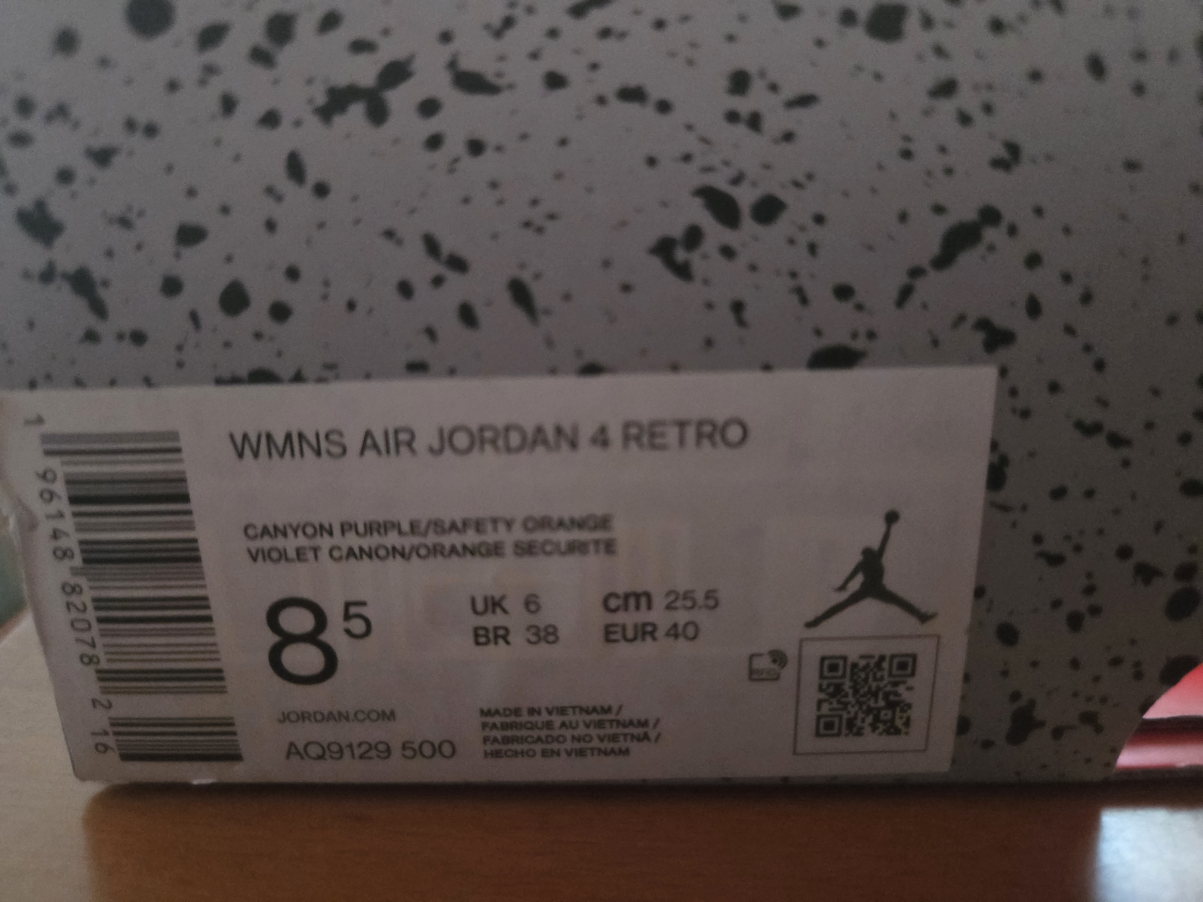 Air Jordan 4 WMNS 'Canyon Purple' (2022) photo 6
