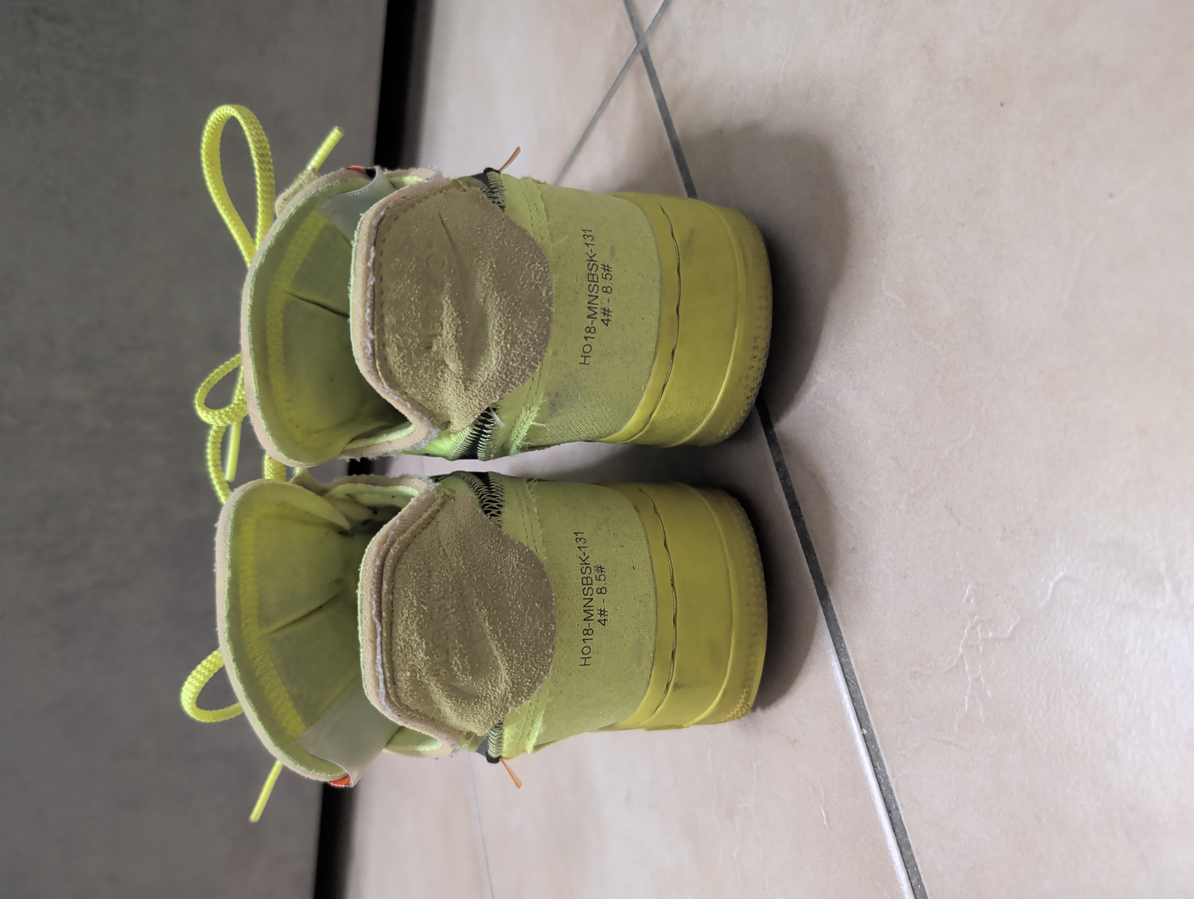 Nike x Off-White Air Force 1 Low 'Volt' (2018) photo 4