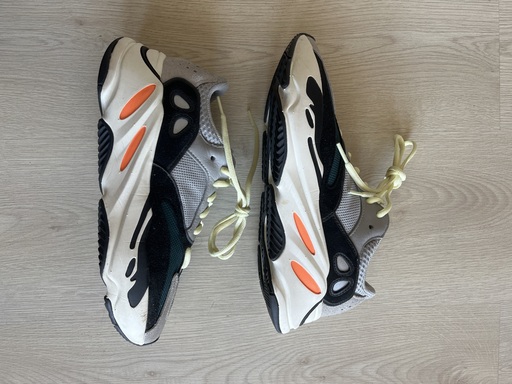 Yeezy Boost 700 'Wave Runner'