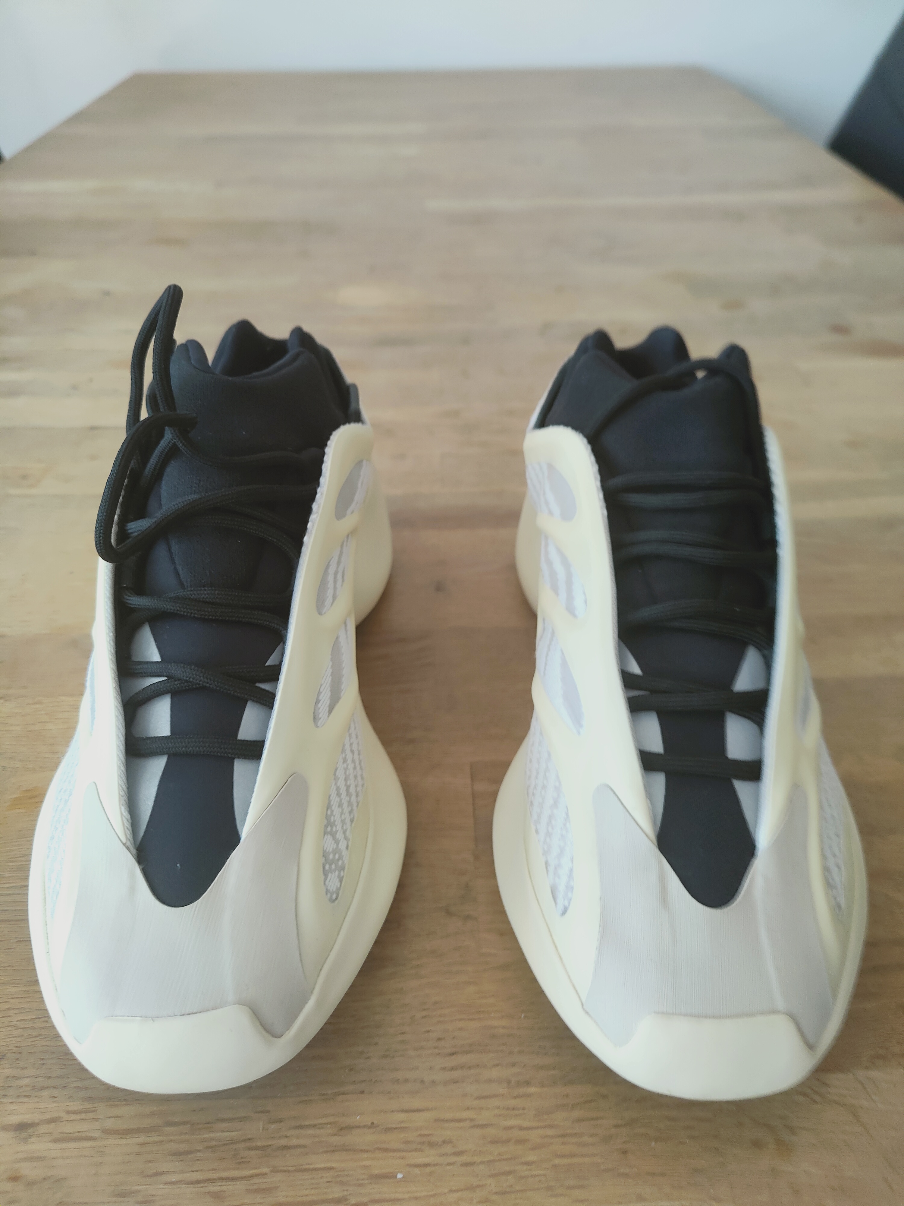 Yeezy 700 V3 'Azael' photo 7