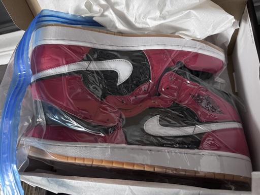 Air Jordan 1 Mid Christmas (2022)