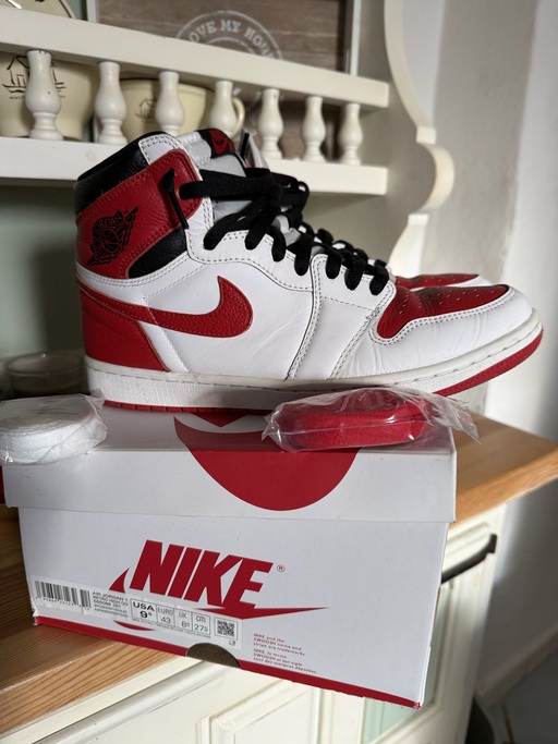 Air Jordan 1 High Heritage 'White Red' (2022)