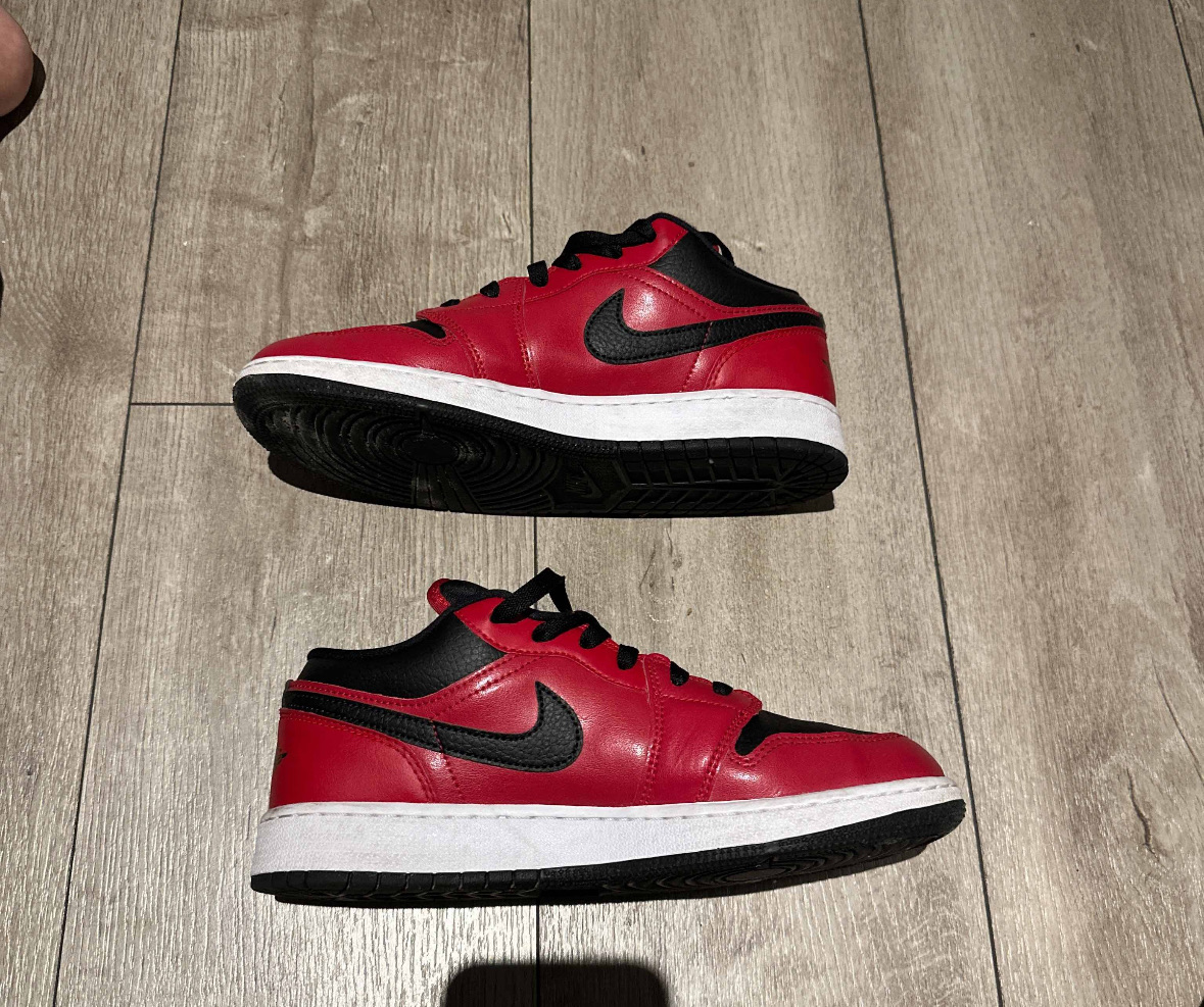 Air Jordan 1 Low Gym Red Black (GS) (2021) photo 2
