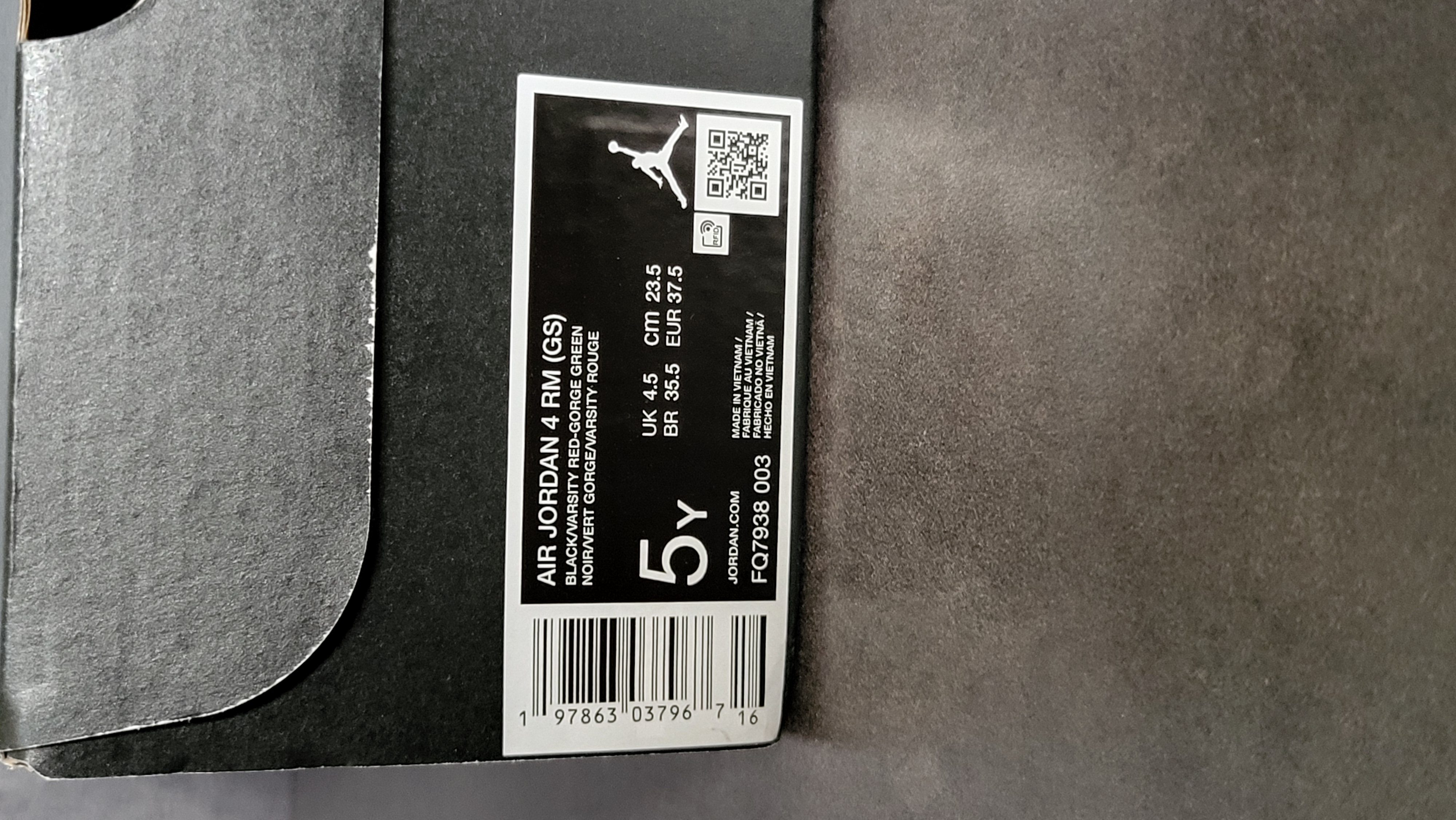 Air Jordan 4 RM 'Black & Gorge Green' (2025) photo 6