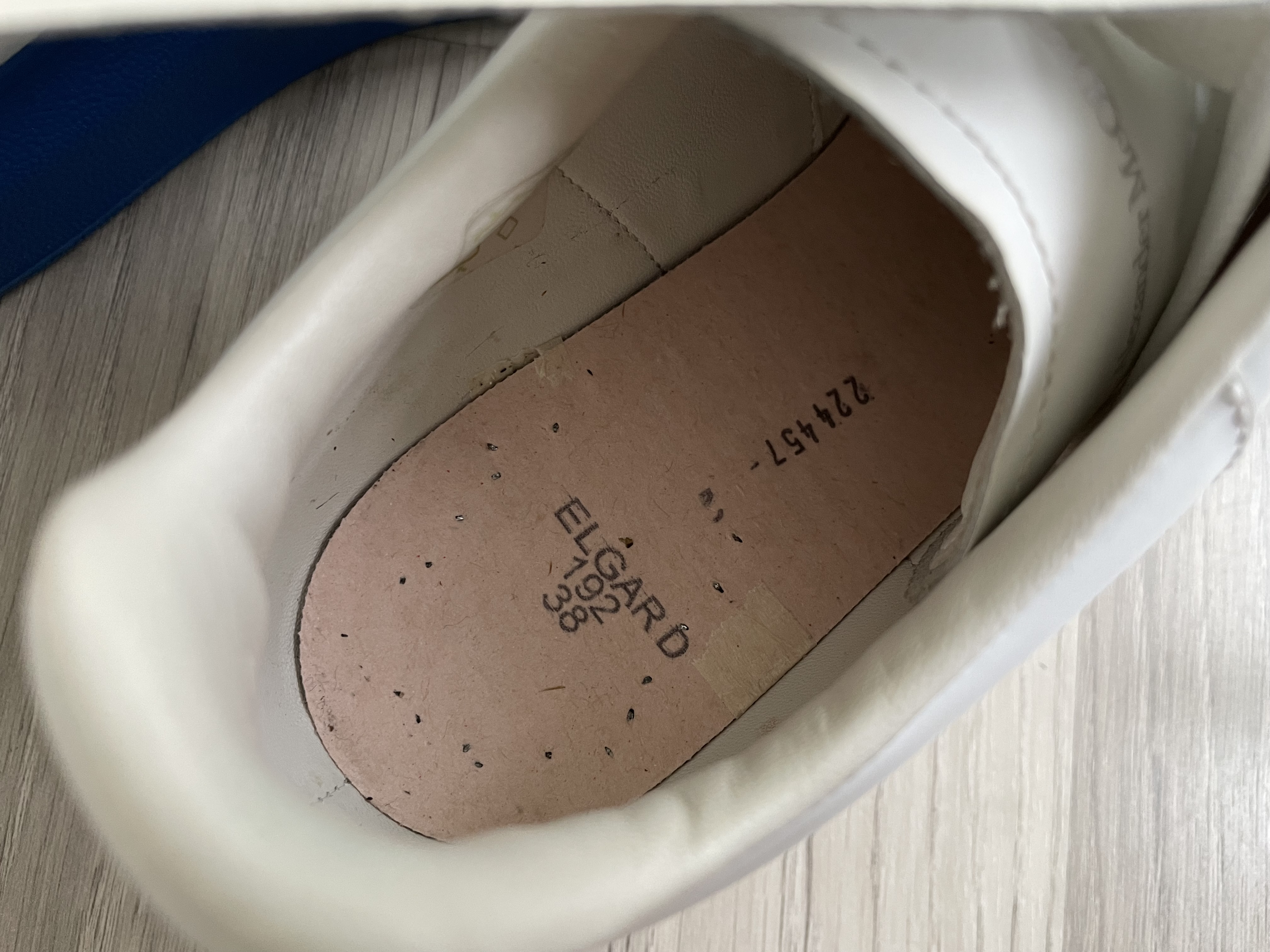 Luxury Alexander McQueen Oversized White photo 9