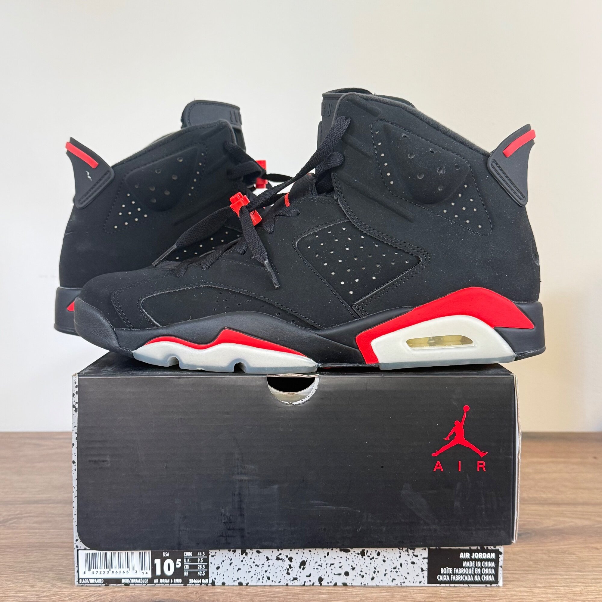 Air Jordan 6 OG 'Infrared' Black (NIKE AIR) (2019) photo 1