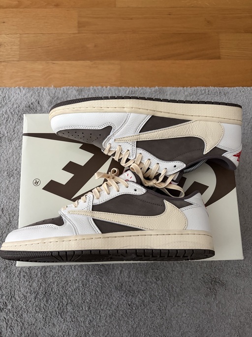 Air Jordan 1 x Travis Scott Low 'Reverse Mocha' (2022)