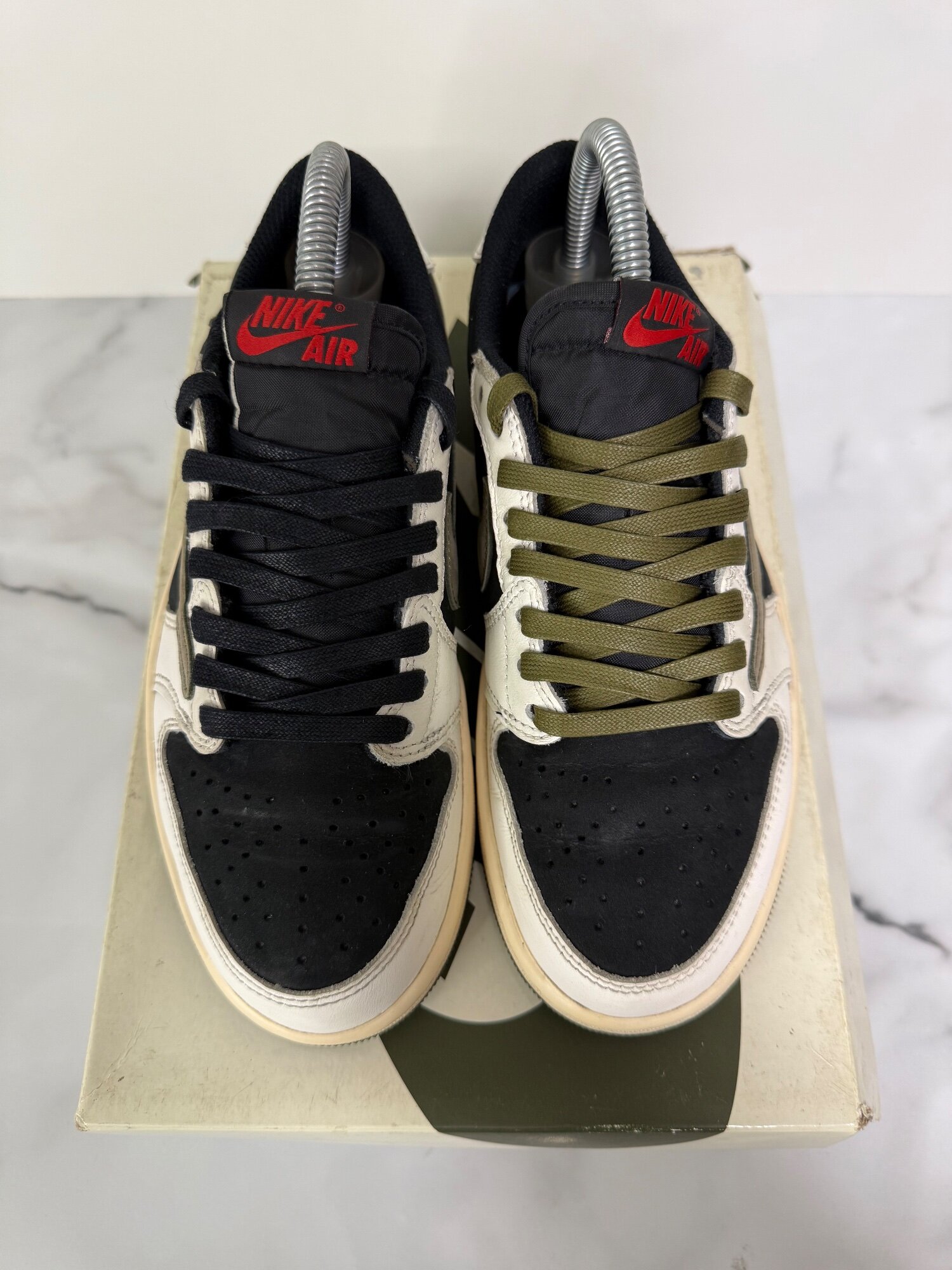 Air Jordan x Travis Scott 1 Low OG SP WMNS 'Olive' (2023) photo 3