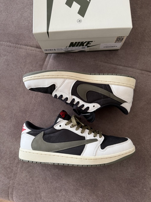 Air Jordan x Travis Scott 1 Low OG SP WMNS 'Olive' (2023)