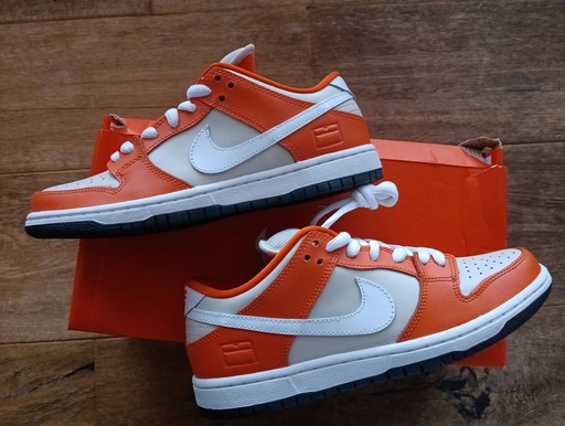 Nike SB Dunk Low 'Orange Box' (2016)