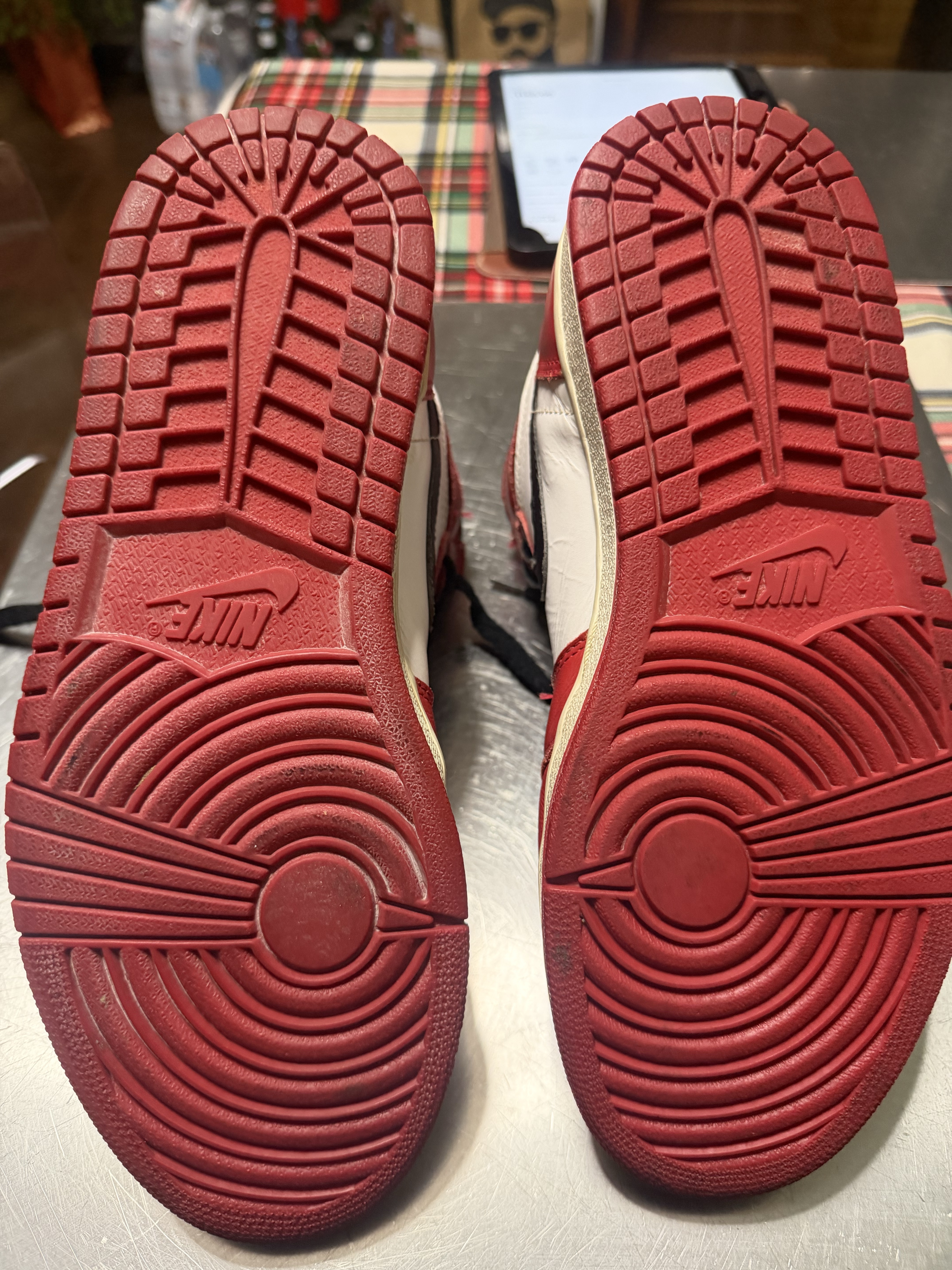 Air Jordan 1 Retro Chicago (1994) photo 5