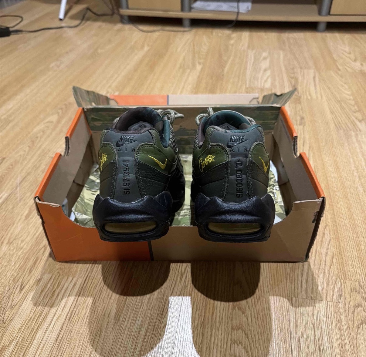 Nike x Corteiz Air Max 95 Olive (2023) photo 4