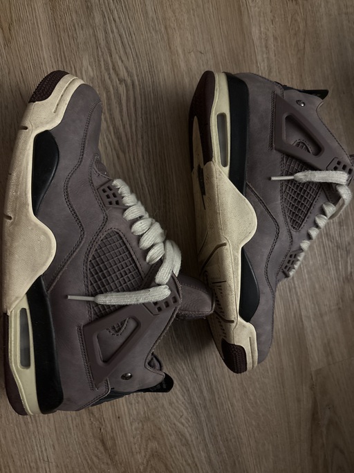 Air Jordan x A Ma Maniere 4 'Violet Ore' (2022)