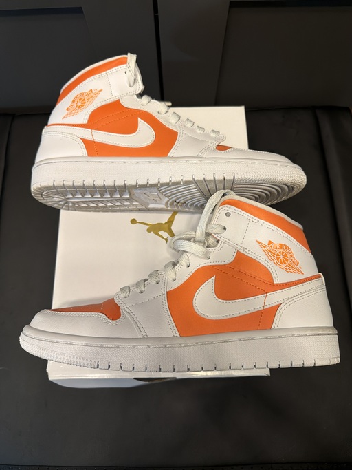 Air Jordan 1 Mid SE WMNS Bright Citrus (2021)