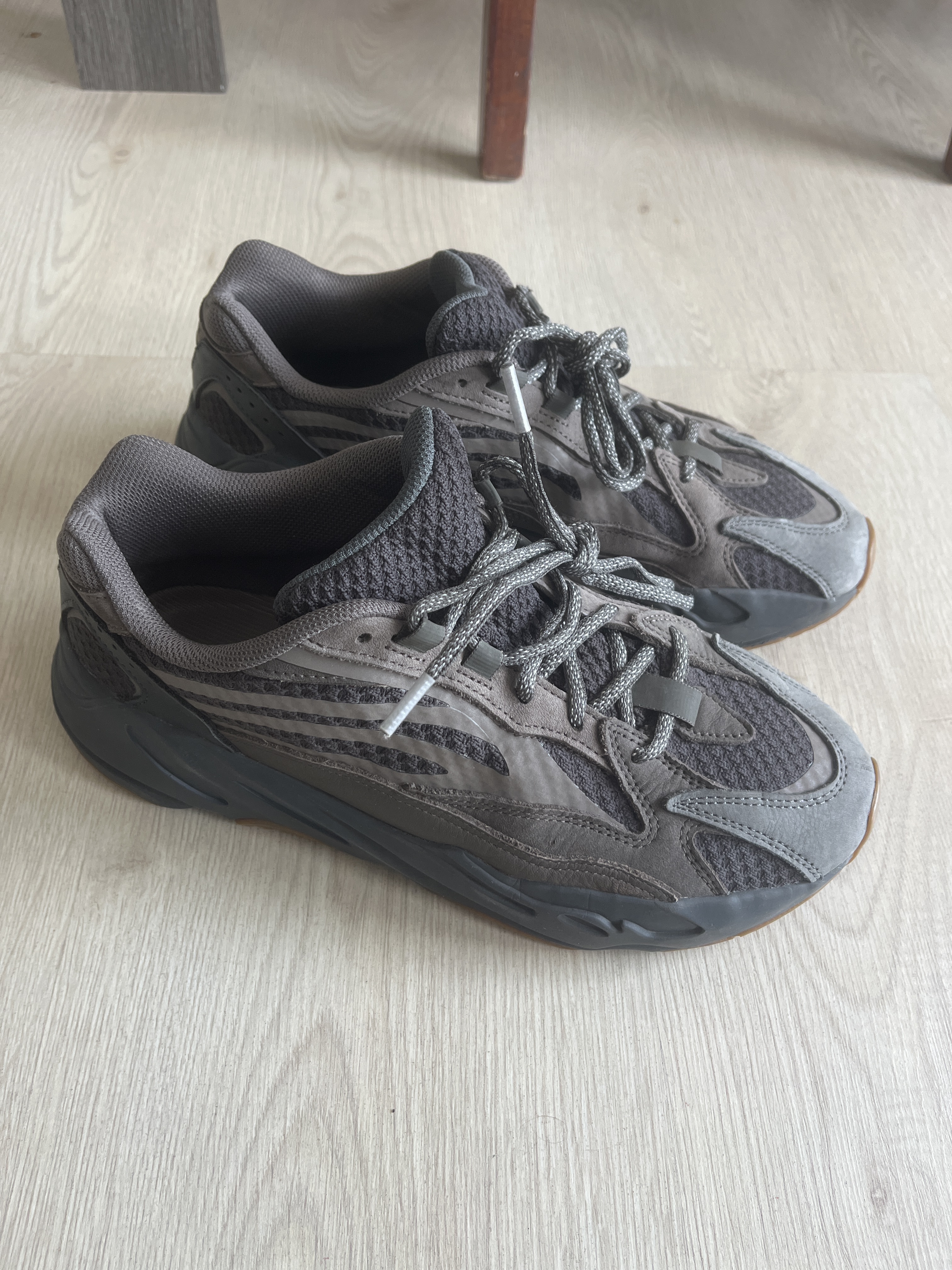 Yeezy Boost 700 V2 'Geode' (2019) photo 7