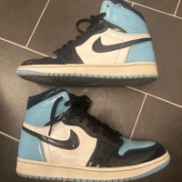 Air Jordan WMNS 1 High OG 'Blue Chill' (Patent UNC) (2019) photo 2
