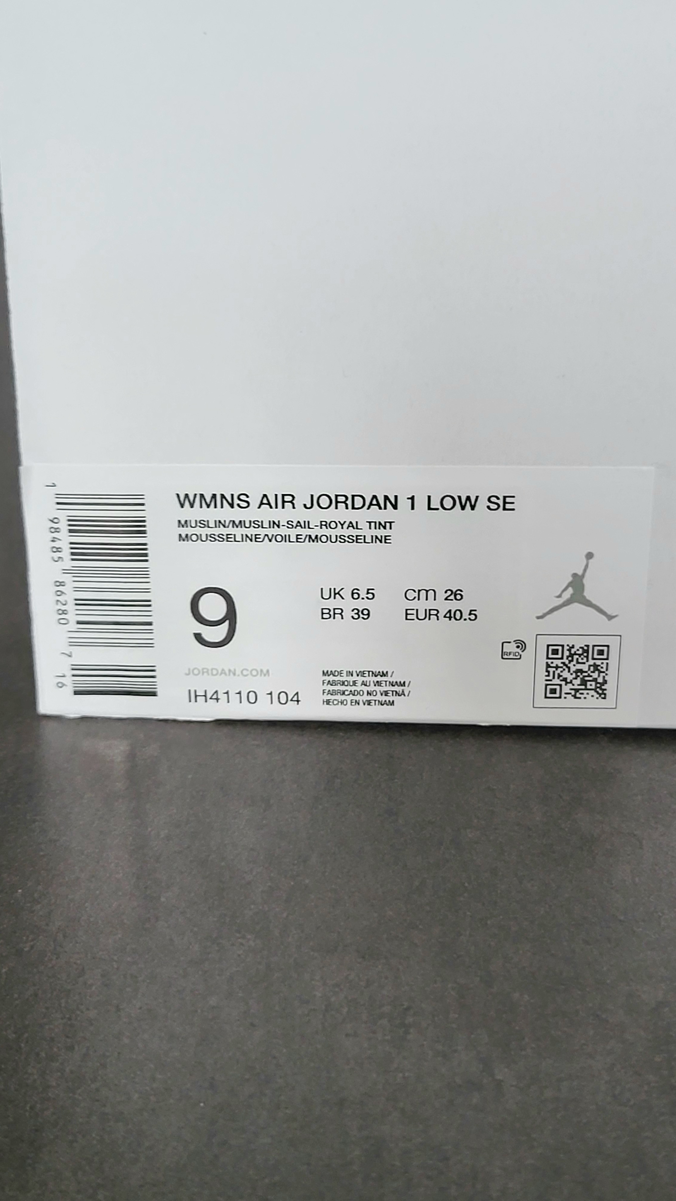 Air Jordan 1 Low 'Muslin Royal Tint' (2025) photo 6