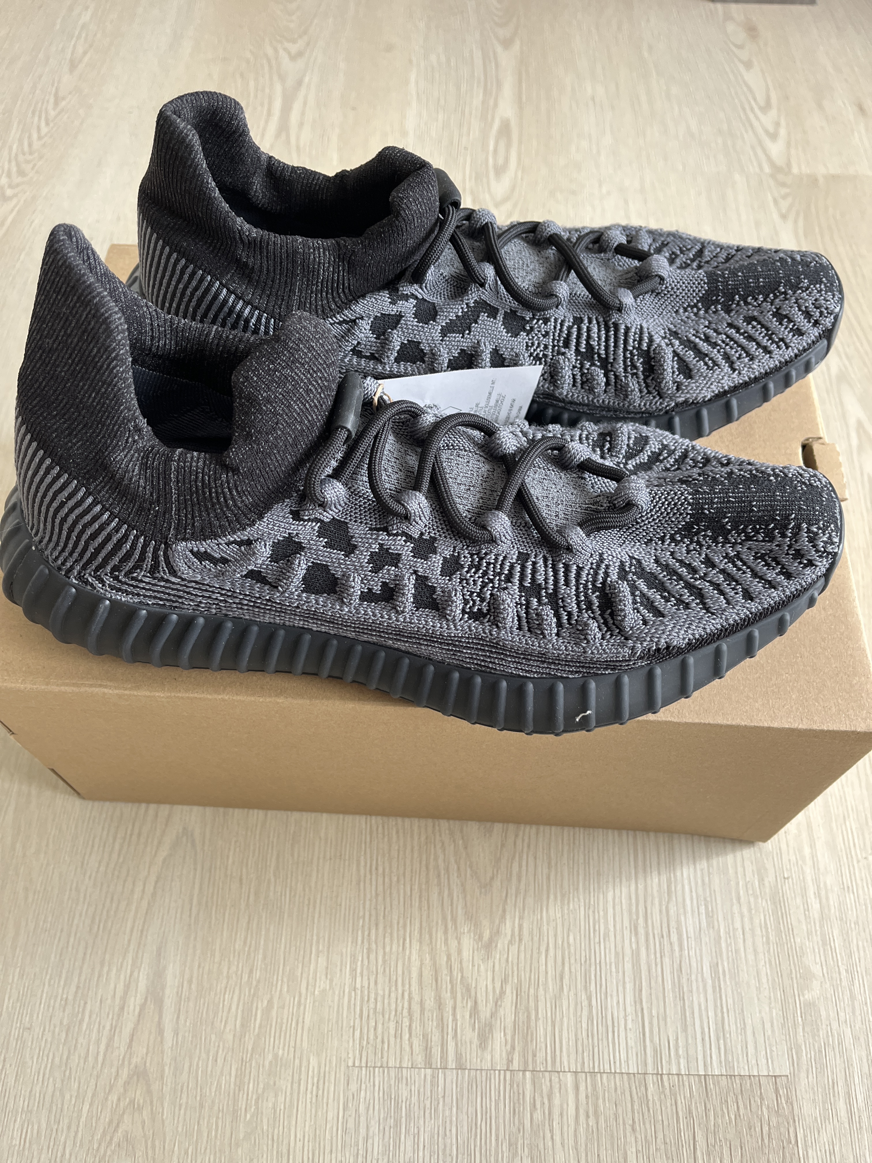 Yeezy Boost 350 V2 CMPCT 'Slate Onyx' photo 9