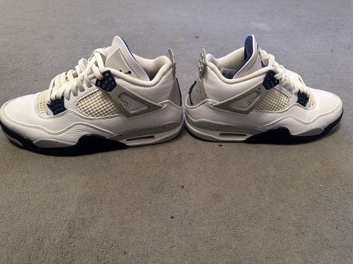 Air Jordan 4 Retro 'Midnight Navy' (2022)
