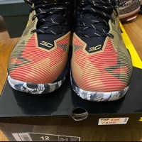Under Armour Curry 2.5 'Gold' photo 9