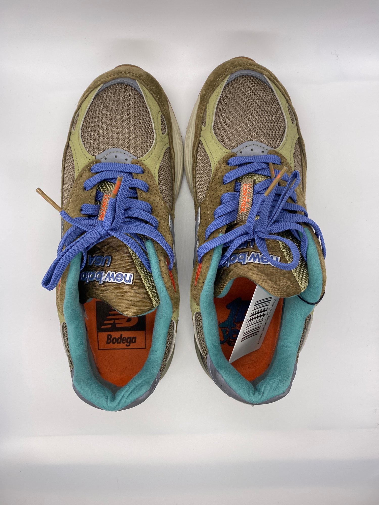 New Balance x Bodega 990v3 Here To Stay (2021) photo 3