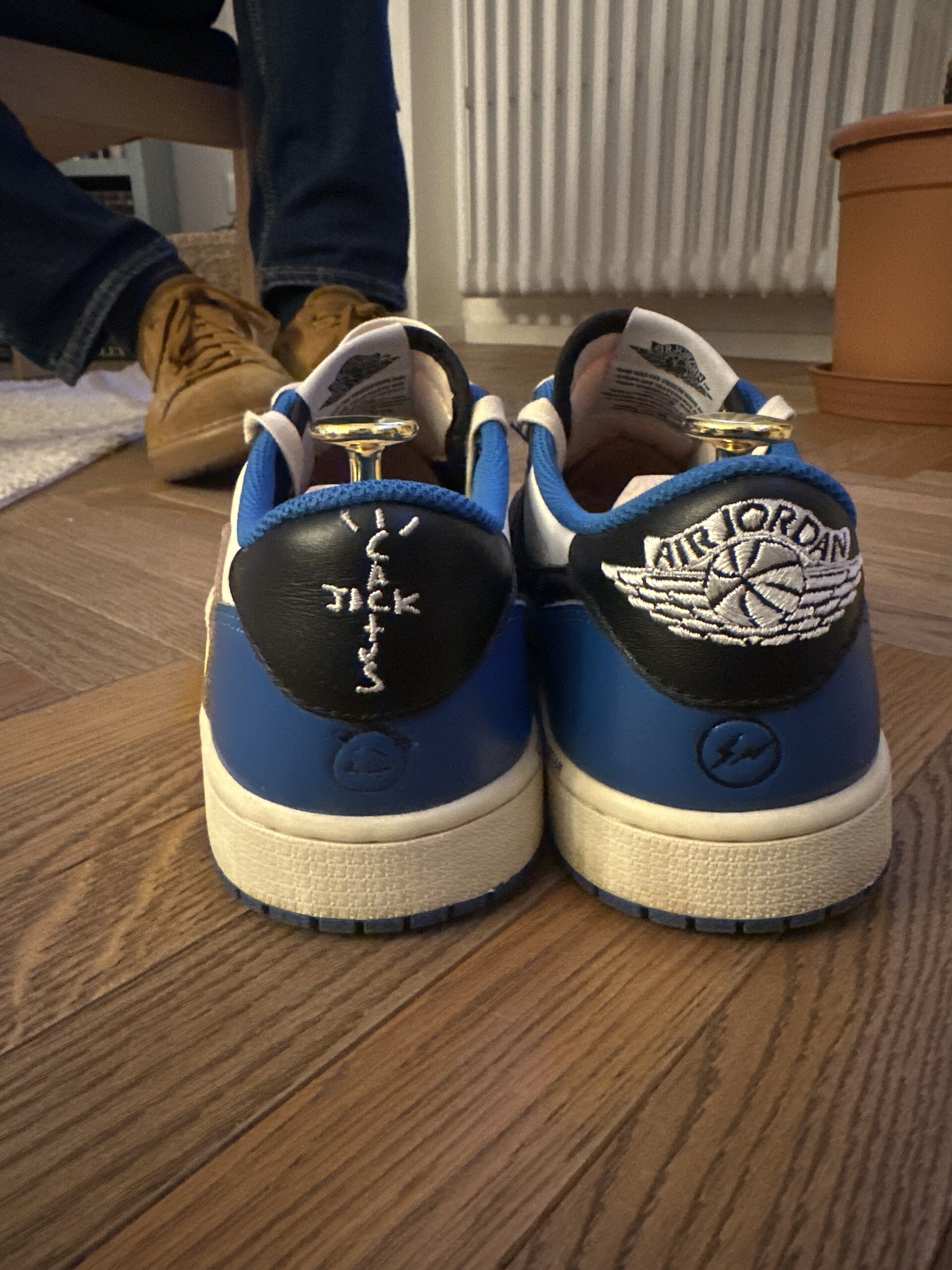 Air Jordan x Fragment x Travis Scott 1 Low 'Design' (2021) photo 4