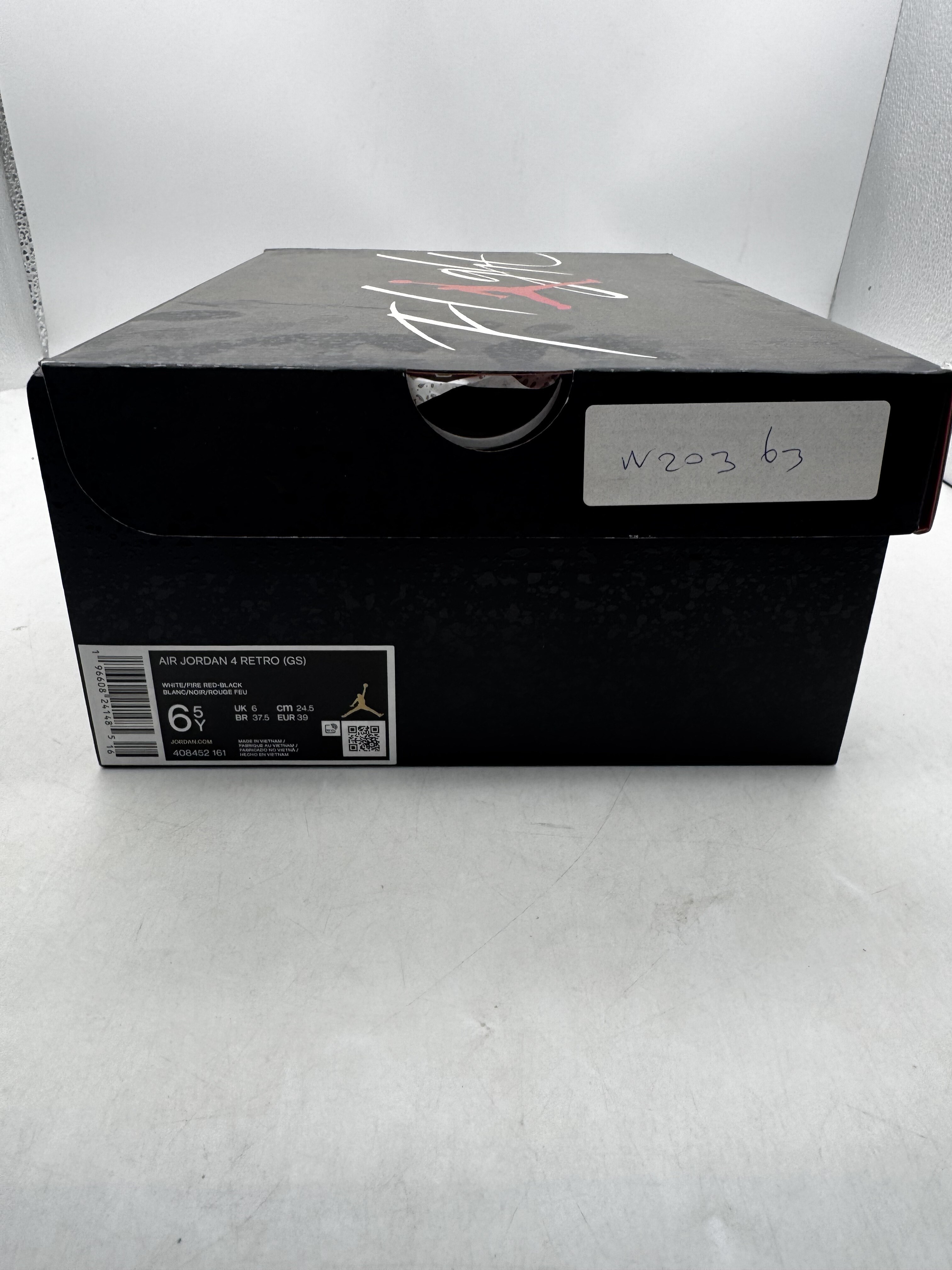 Air Jordan 4 Retro GS 'Red Cement' (2023) photo 7