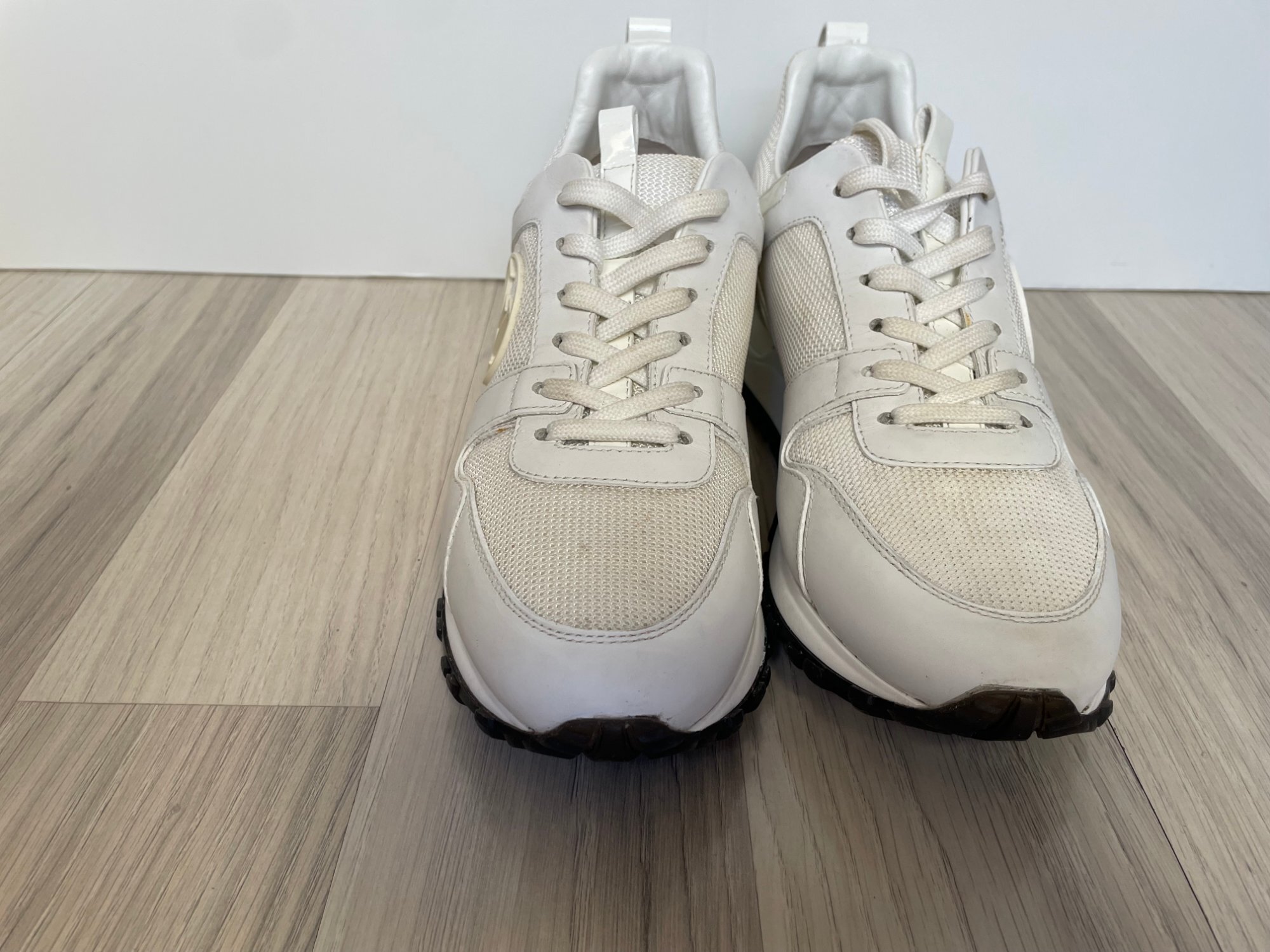 Louis Vuitton Run Away Sneaker Monogram White photo 3
