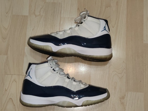 Air Jordan 11 Retro UNC White Blue Win Like 82