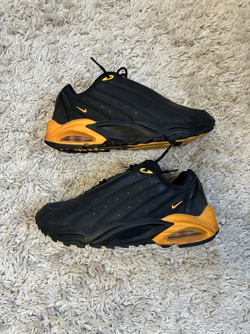 Nike x NOCTA Hot Step Air Terra 'Black University Gold' (2022)