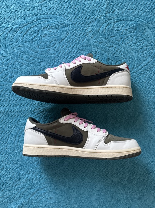 Air Jordan x Travis Scott 1 Low OG 'Medium Olive' (2024)