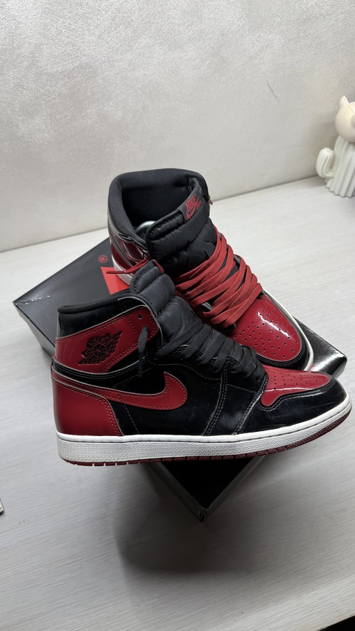 Air Jordan 1 Retro High OG 'Bred Patent' (2021)