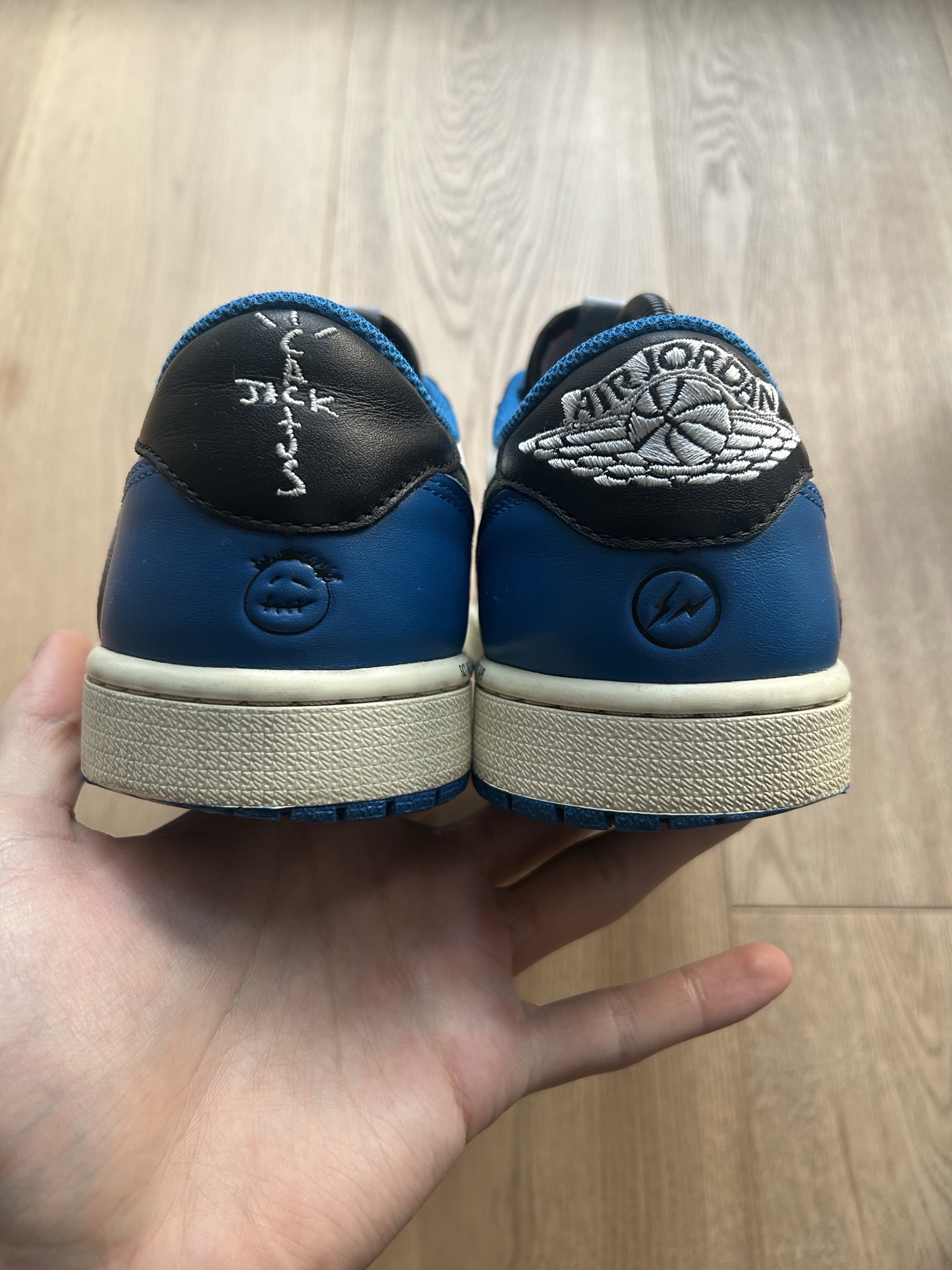 Air Jordan x Fragment x Travis Scott 1 Low 'Design' (2021) photo 4