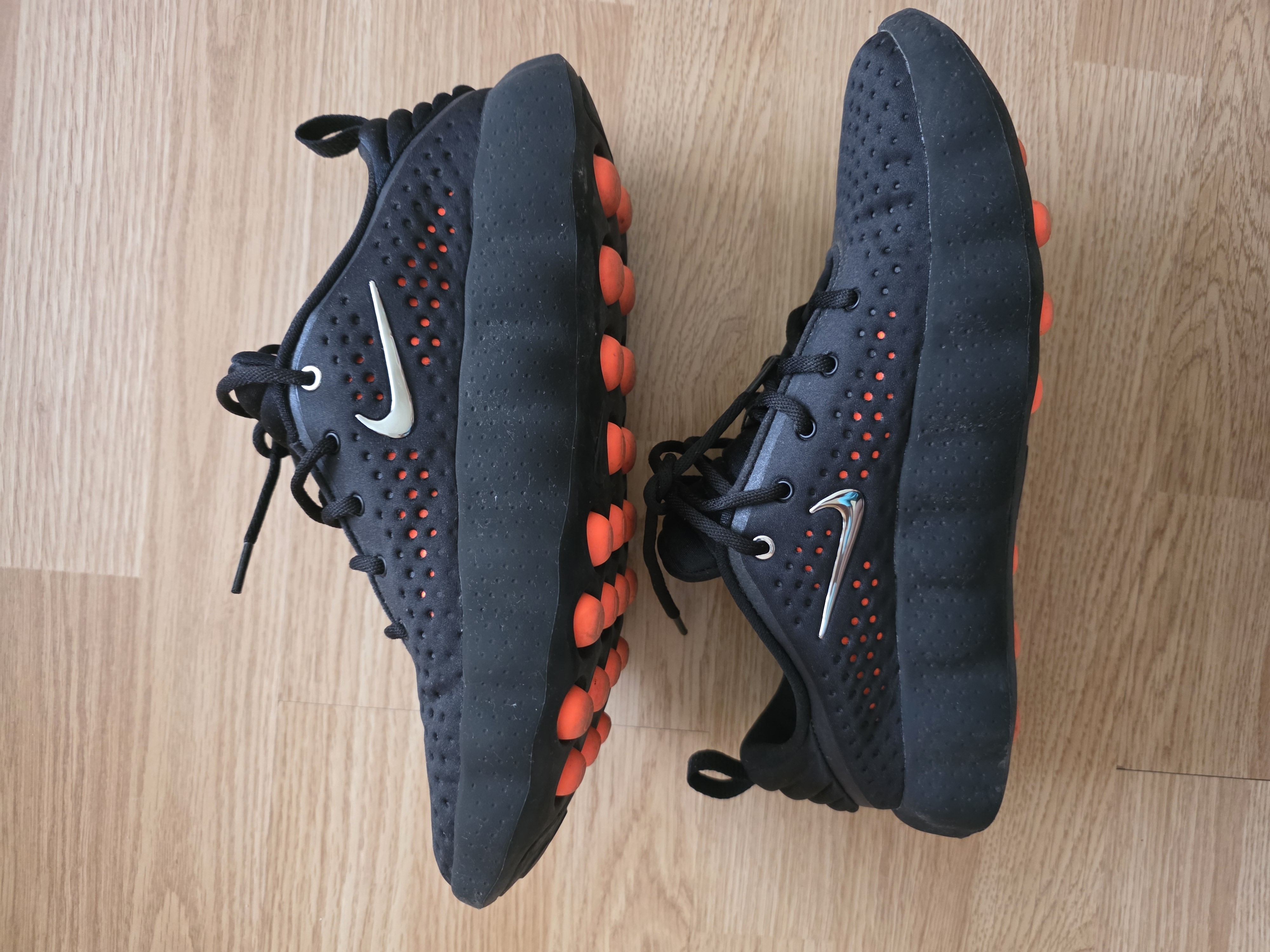 Nike Mind 002 'Black Hyper Crimson' (2026) photo 1